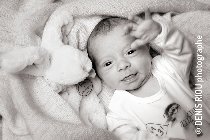 Bébé de 6 jours à domicile
