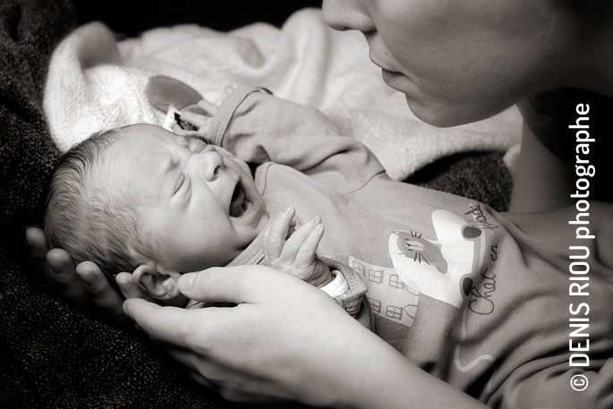 Bébé de 6 jours à domicile