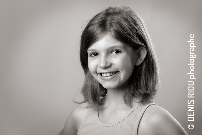 LILOU, son portrait studio