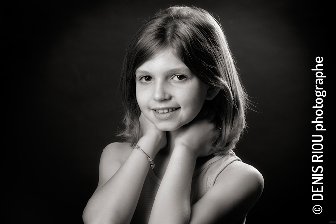 LILOU, son portrait studio